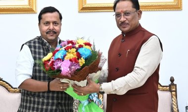मुख्यमंत्री श्री विष्णु देव साय से बिहार के पथ निर्माण मंत्री श्री नितिन नवीन ने की सौजन्य मुलाकात
